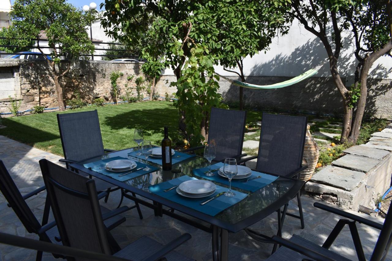 Betty'S Garden House Villa เนอา อันคิอาลอส ภายนอก รูปภาพ