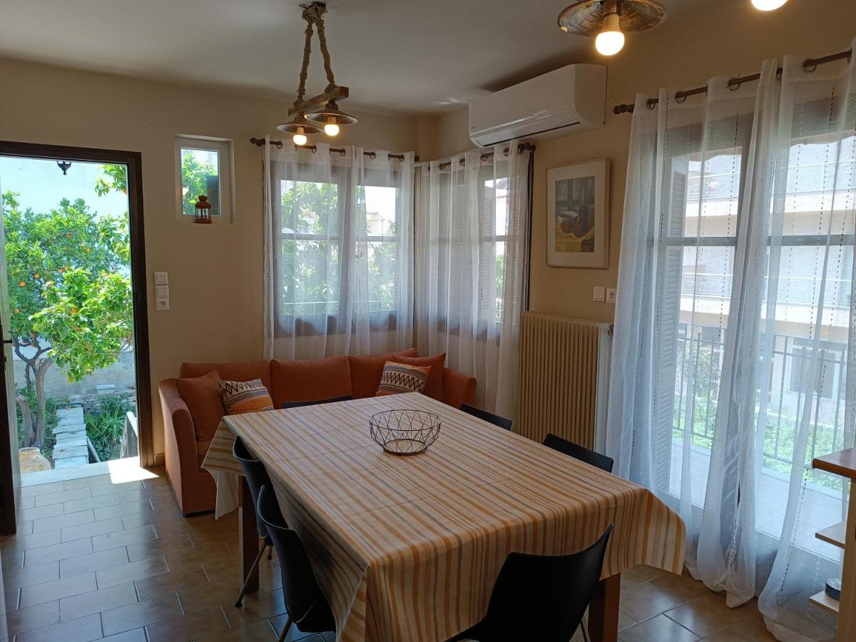 Betty'S Garden House Villa เนอา อันคิอาลอส ภายนอก รูปภาพ